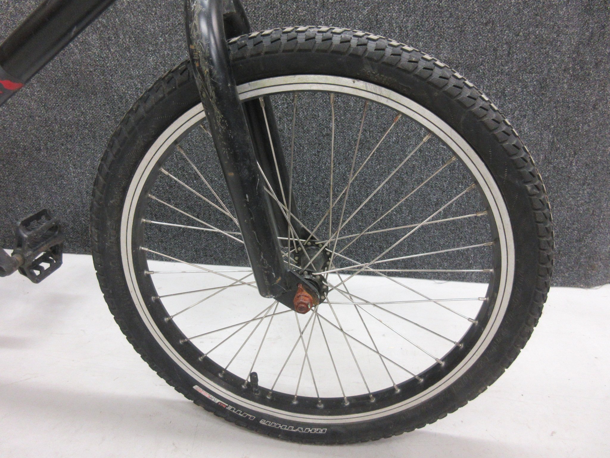 Juniorcykel Specialized Serier P2WNTY (A.2)